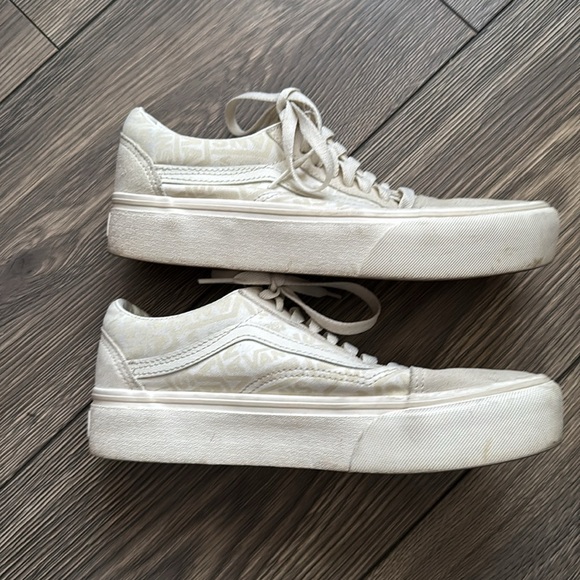 Vans Old Skool PLATFORM Tonal logo sneakers size 8 - Picture 11 of 12